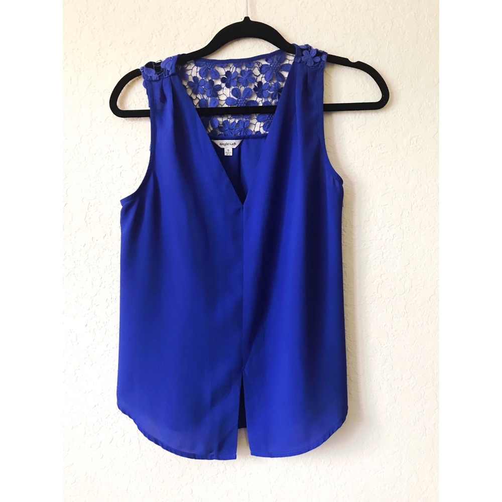 Blue chiffon blouse 🦋